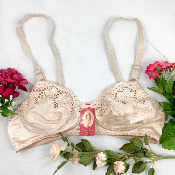 NWT vintage 90s eyelet and satin unlined bra - Picture 2 of 5